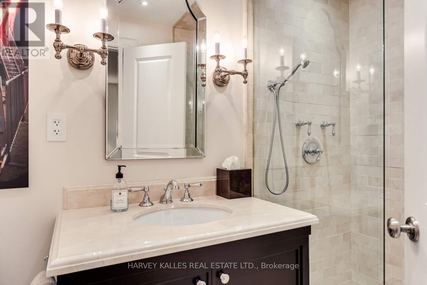 92 South Drive, Toronto, Ontario M4W 1R6 - Photo 41 - C13024424