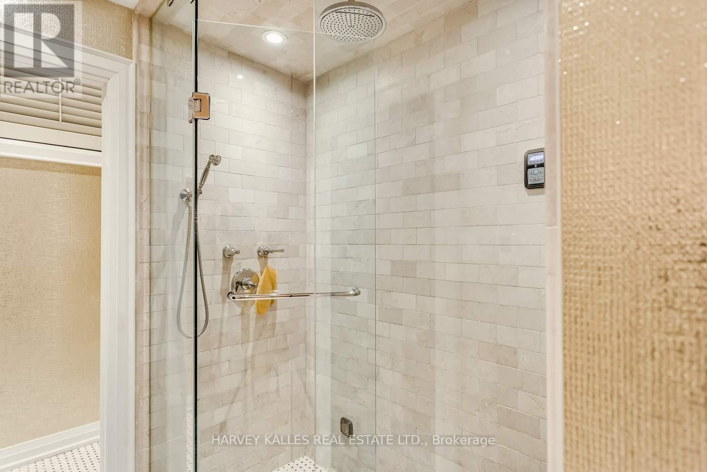92 South Drive, Toronto, Ontario M4W 1R6 - Photo 44 - C13024424