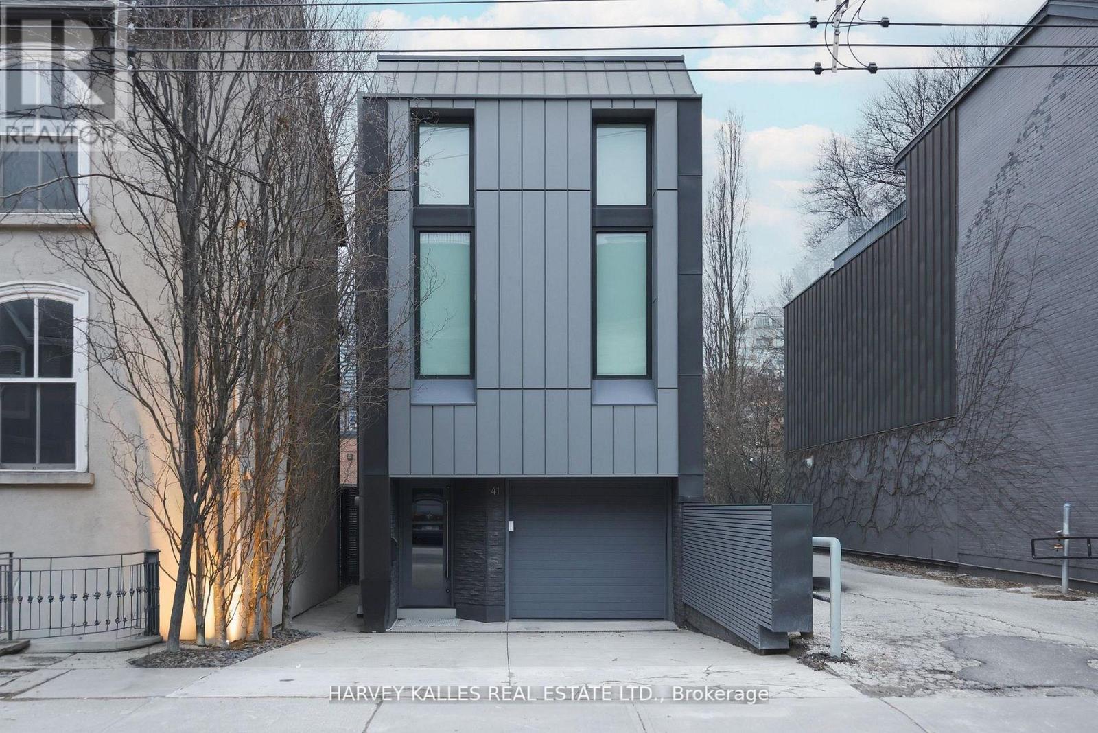 41 BERRYMAN STREET, Toronto, Ontario
