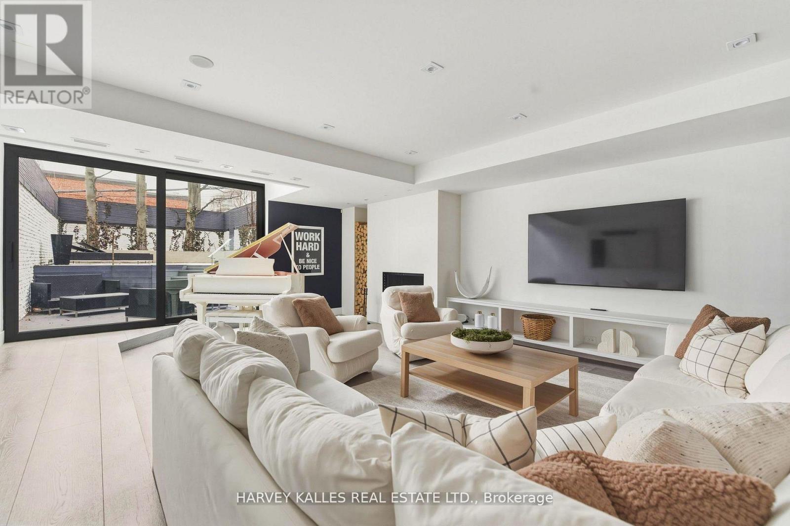 41 Berryman Street, Toronto, Ontario  M5R 1M7 - Photo 42 - C13024834