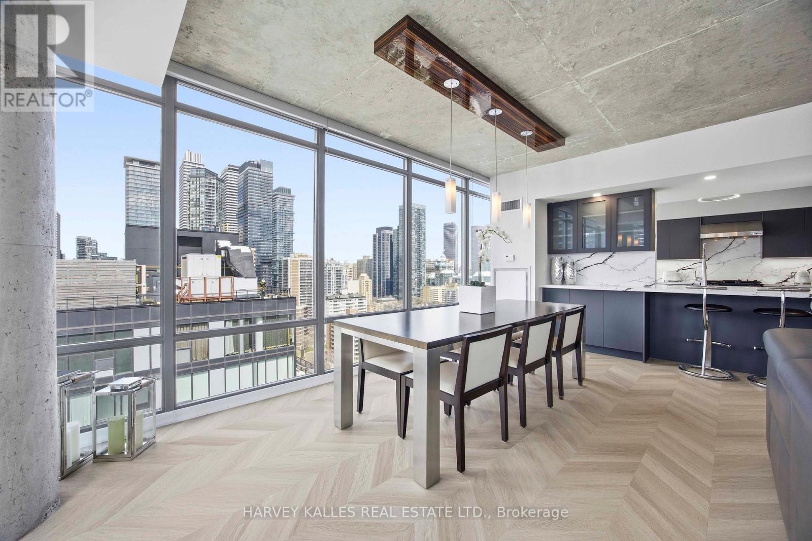Ph2 - 22 Wellesley Street E, Toronto, Ontario M4Y 1G3 - Photo 14 - C13040598