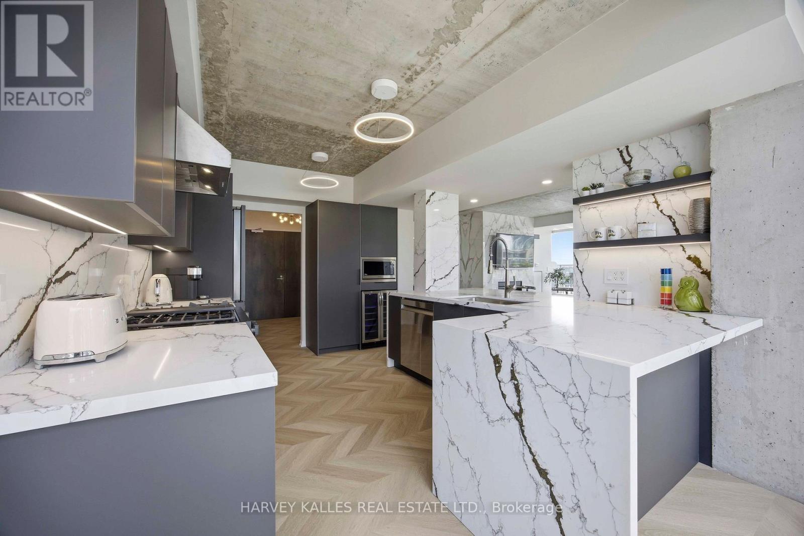 Ph2 - 22 Wellesley Street E, Toronto, Ontario M4Y 1G3 - Photo 22 - C13040598