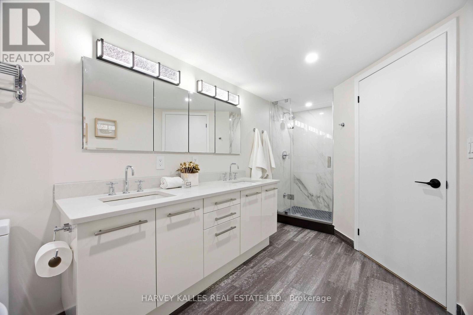 Ph2 - 22 Wellesley Street E, Toronto, Ontario M4Y 1G3 - Photo 32 - C13040598