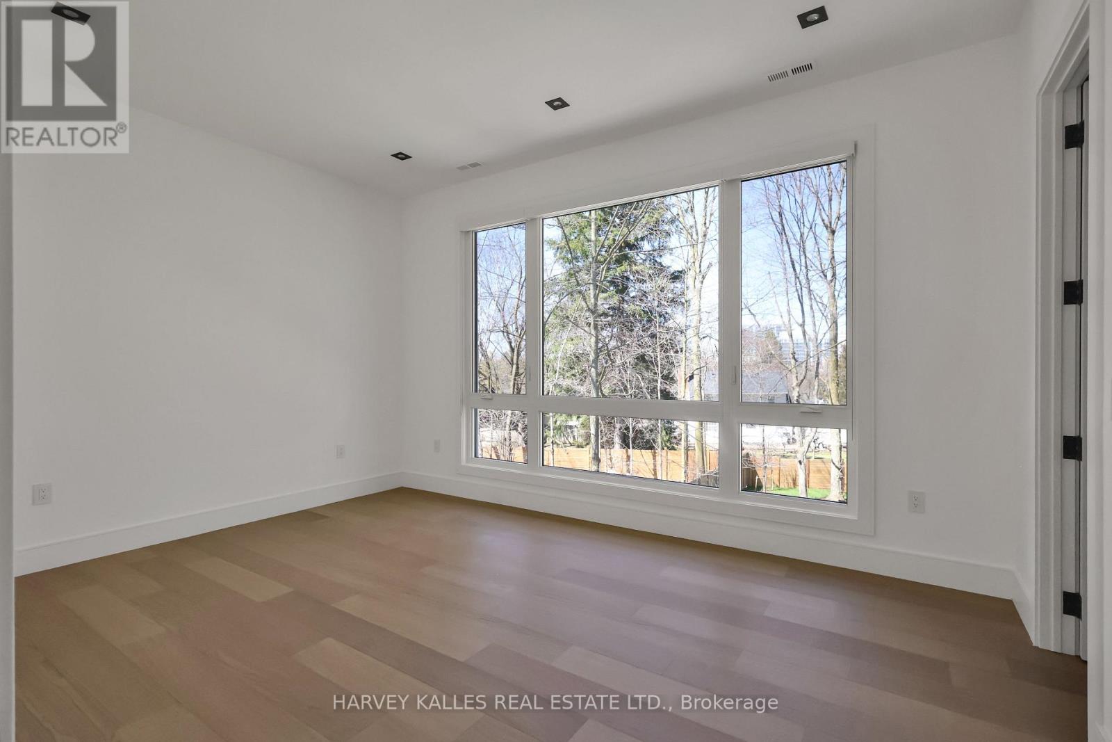 193 Beechwood Crescent, Newmarket, Ontario L3Y 1W2 - Photo 29 - N13050338