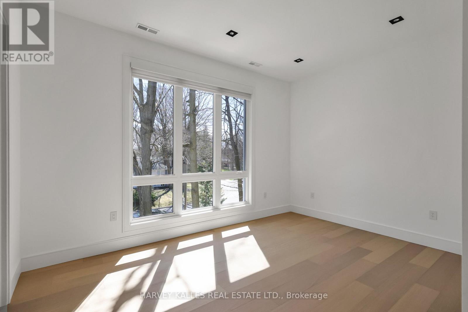193 Beechwood Crescent, Newmarket, Ontario L3Y 1W2 - Photo 31 - N13050338