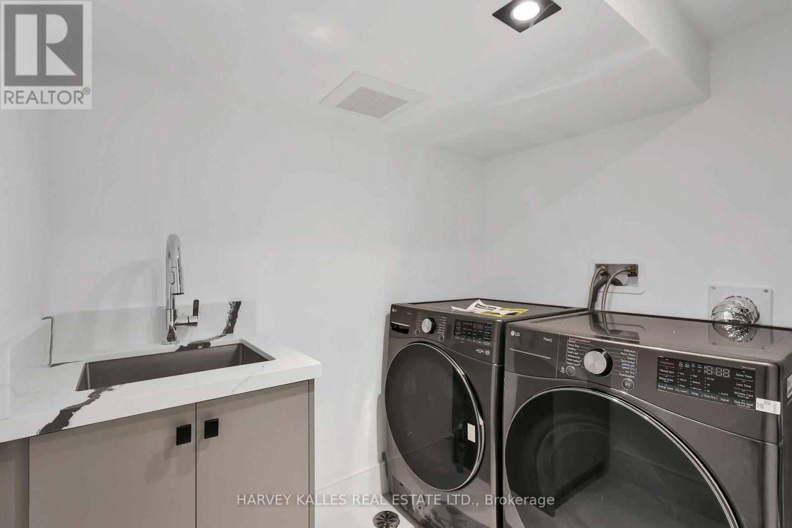 193 Beechwood Crescent, Newmarket, Ontario L3Y 1W2 - Photo 44 - N13050338