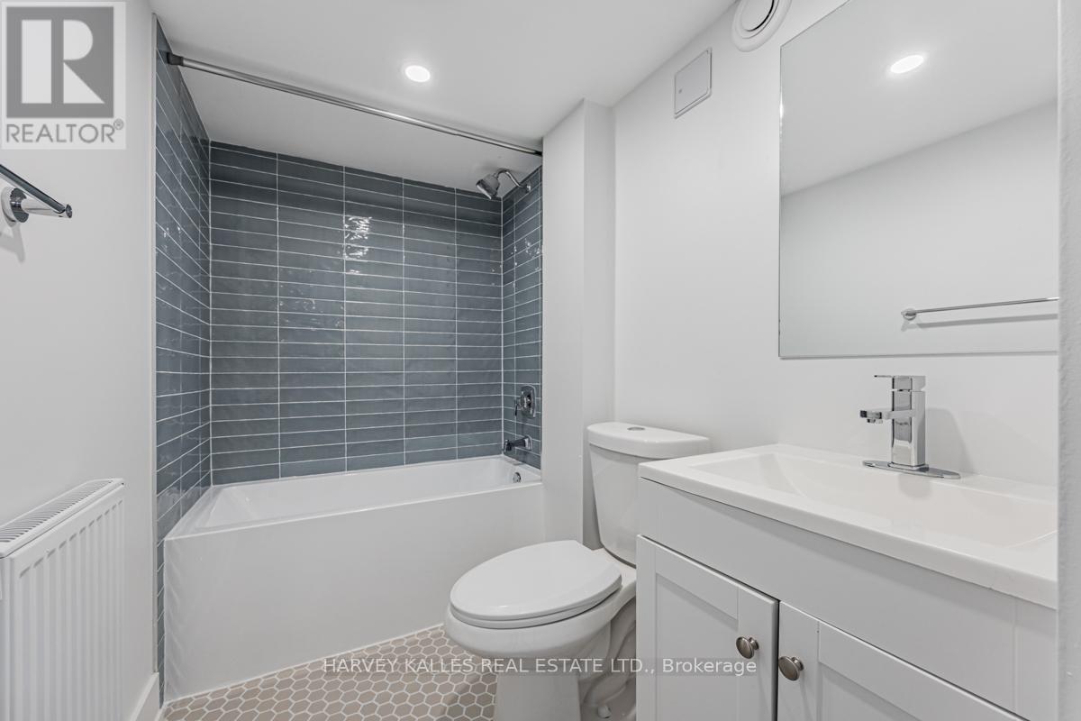 18 Cavell Avenue, Toronto, Ontario M8V 1P2 - Photo 21 - W13051700