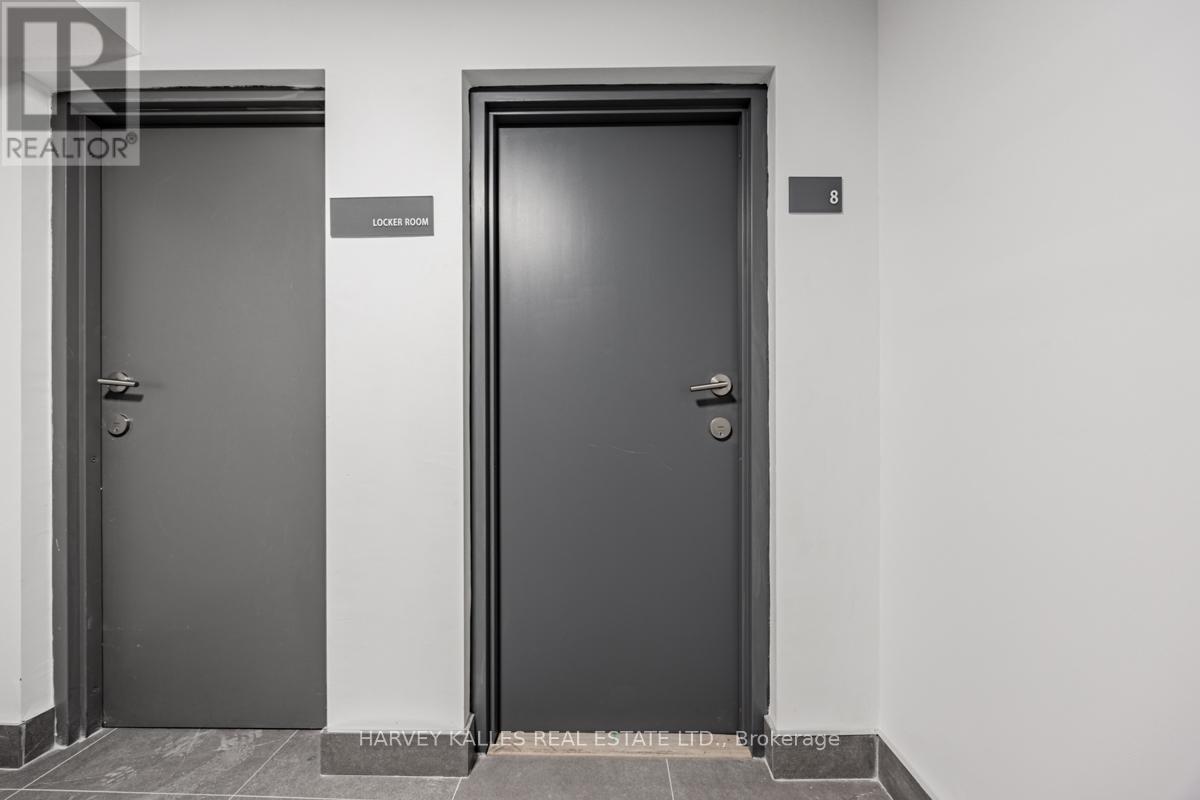 18 Cavell Avenue, Toronto, Ontario M8V 1P2 - Photo 6 - W13051700