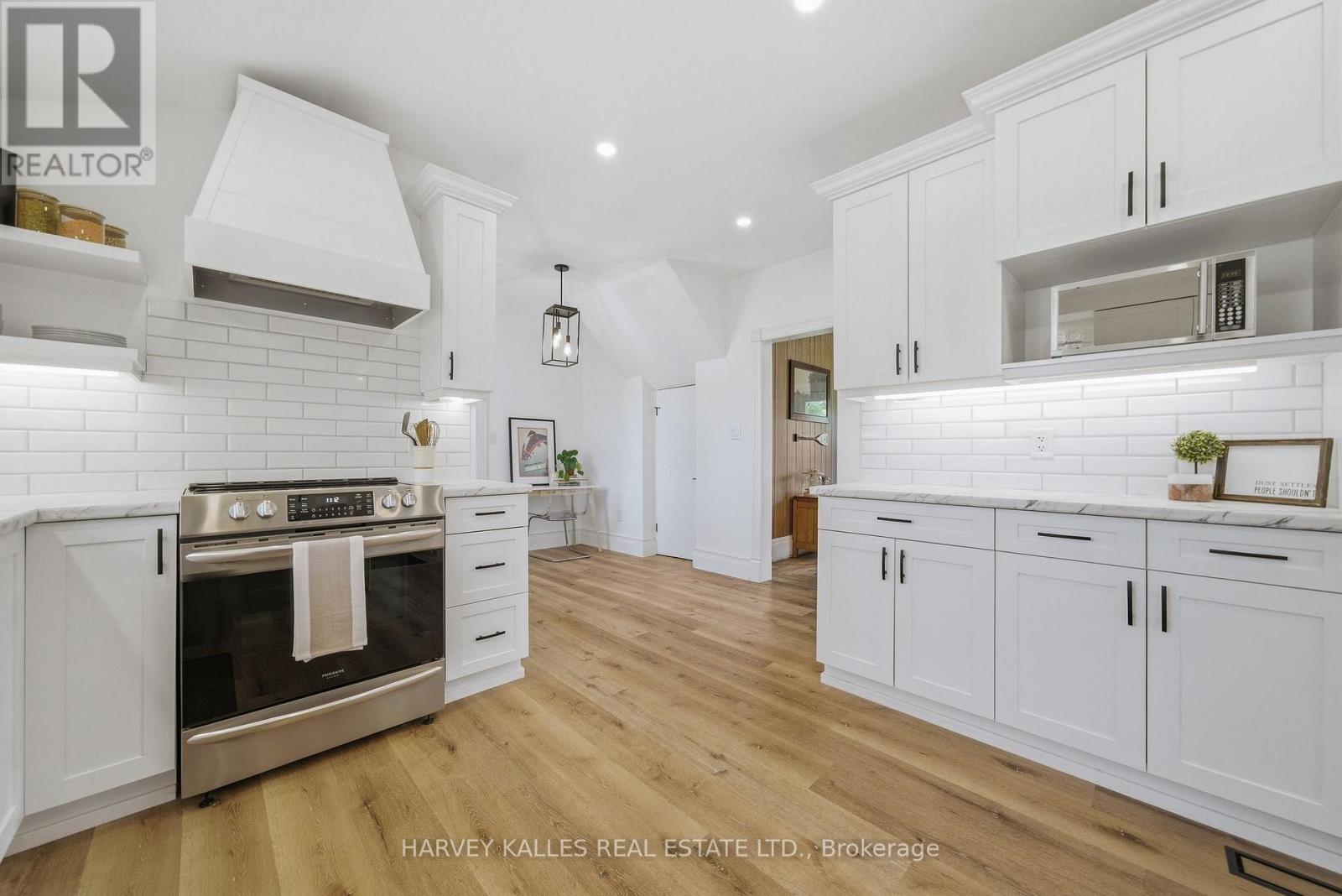 206 County Road 10 Road, Prince Edward County, Ontario K0K 2T0 - Photo 14 - X13054488