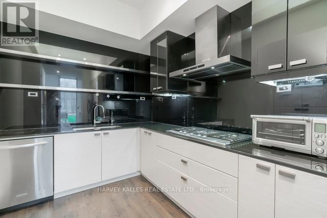Th12 - 121 Mcmahon Drive, Toronto, Ontario M2K 0C2 - Photo 12 - C13055134