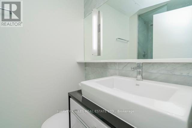 Th12 - 121 Mcmahon Drive, Toronto, Ontario M2K 0C2 - Photo 30 - C13055134