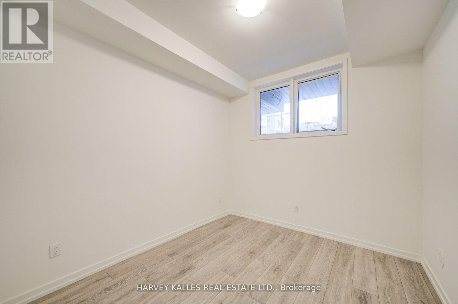 28 - 18 Lytham Green Circle, Newmarket, Ontario L3Y 0H4 - Photo 22 - N13058616