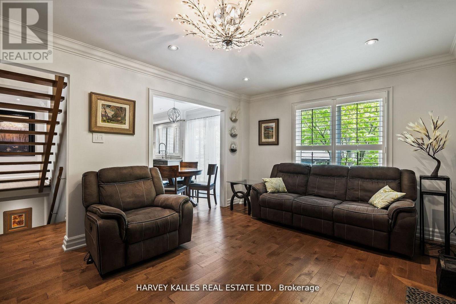 1268 Cermel Drive W, Mississauga, Ontario L5H 3V4 - Photo 14 - W13060530