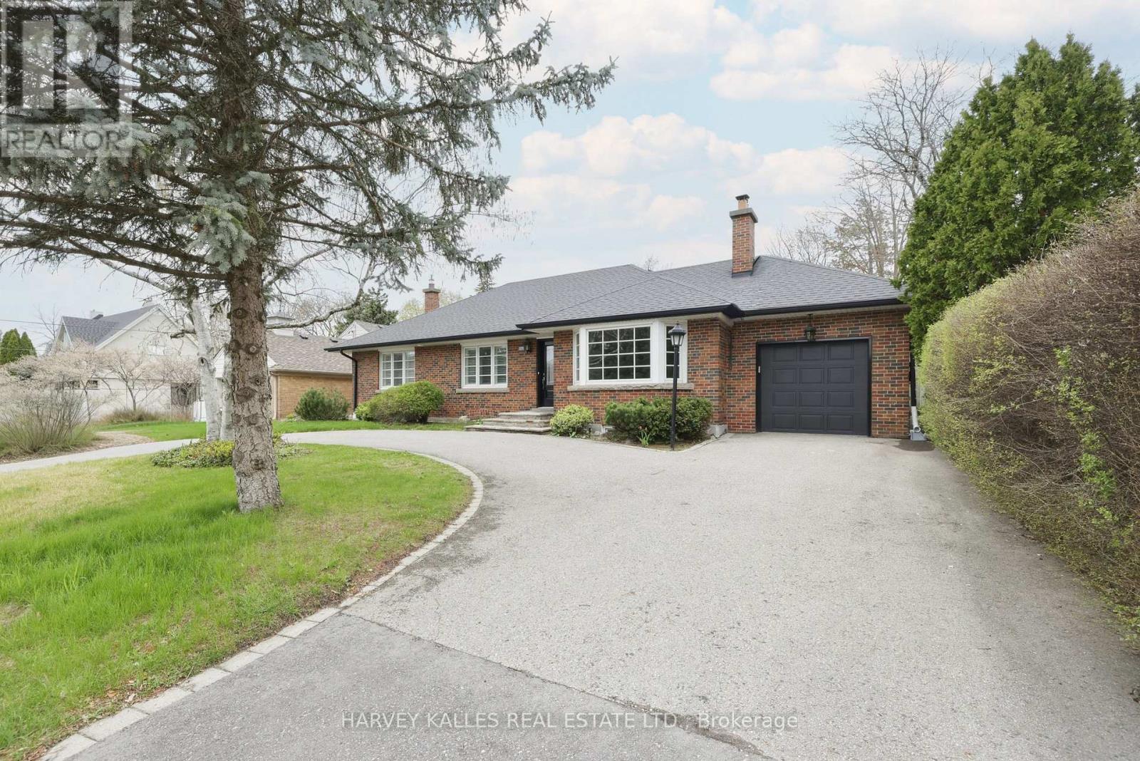 530 Blythwood Road, Toronto, Ontario M4N 1B3 - Photo 2 - C13065422