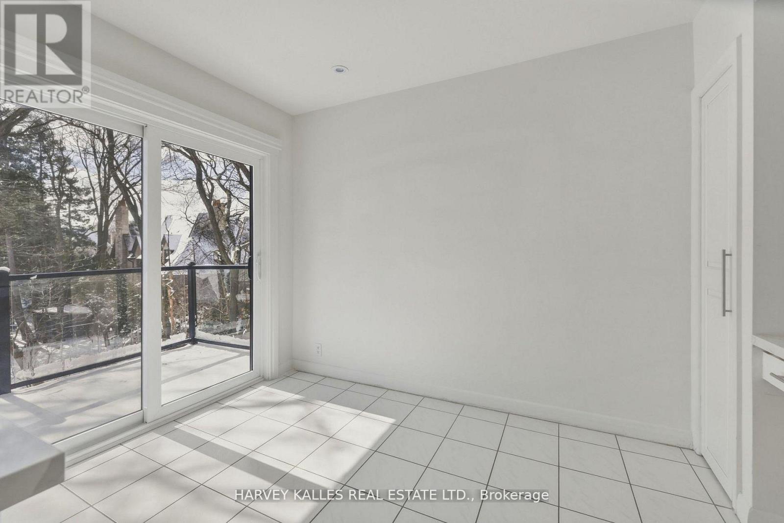 537 Blythwood Road, Toronto, Ontario  M4N 1B4 - Photo 17 - C13065434