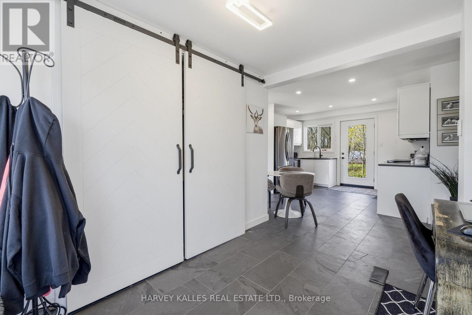 506 County Rd 10 Road, Prince Edward County, Ontario K0K 2T0 - Photo 12 - X13071250