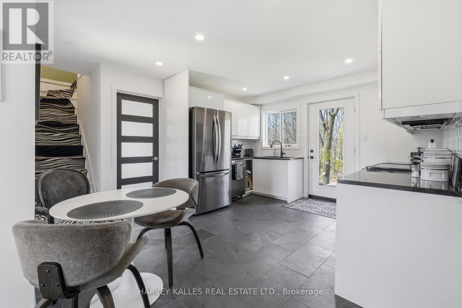 506 County Rd 10 Road, Prince Edward County, Ontario K0K 2T0 - Photo 8 - X13071250