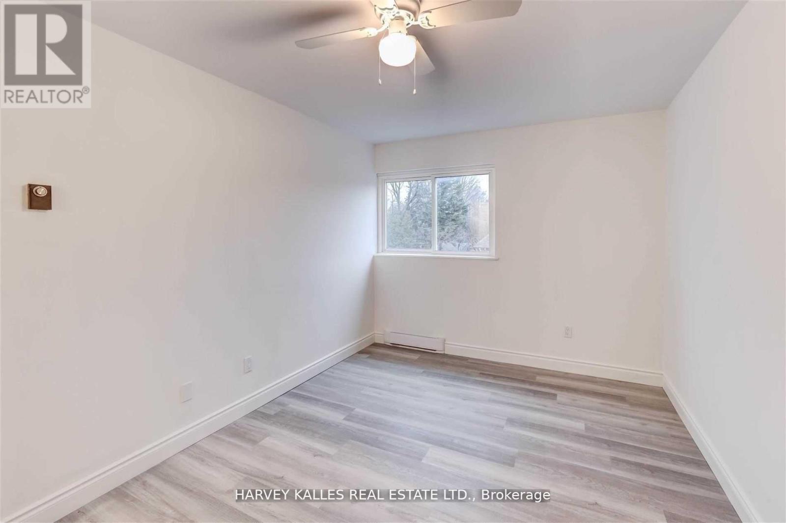 B - 901 Millwood Road, Toronto, Ontario M4G 1X2 - Photo 11 - C13070976