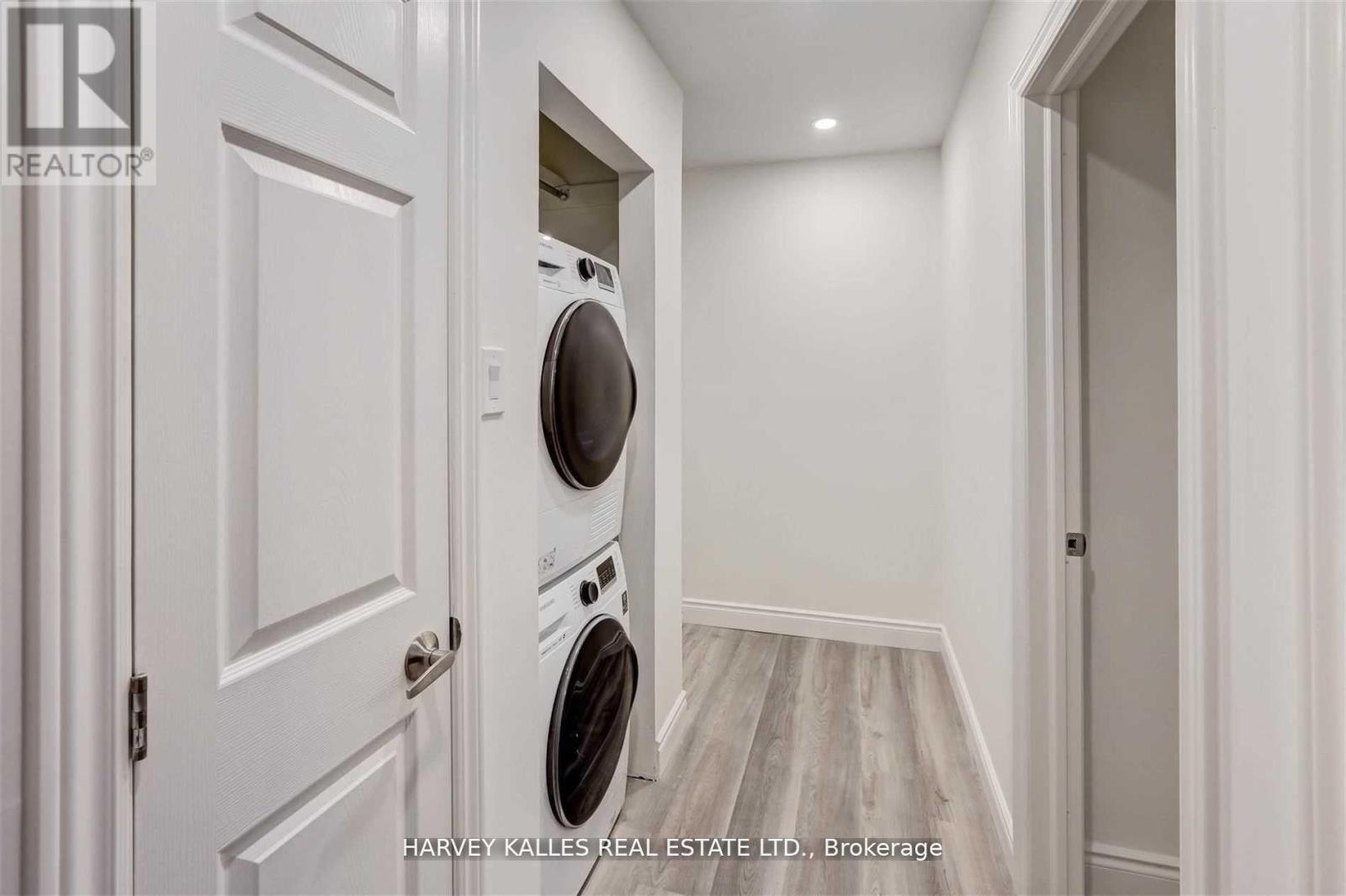 B - 901 Millwood Road, Toronto, Ontario M4G 1X2 - Photo 16 - C13070976