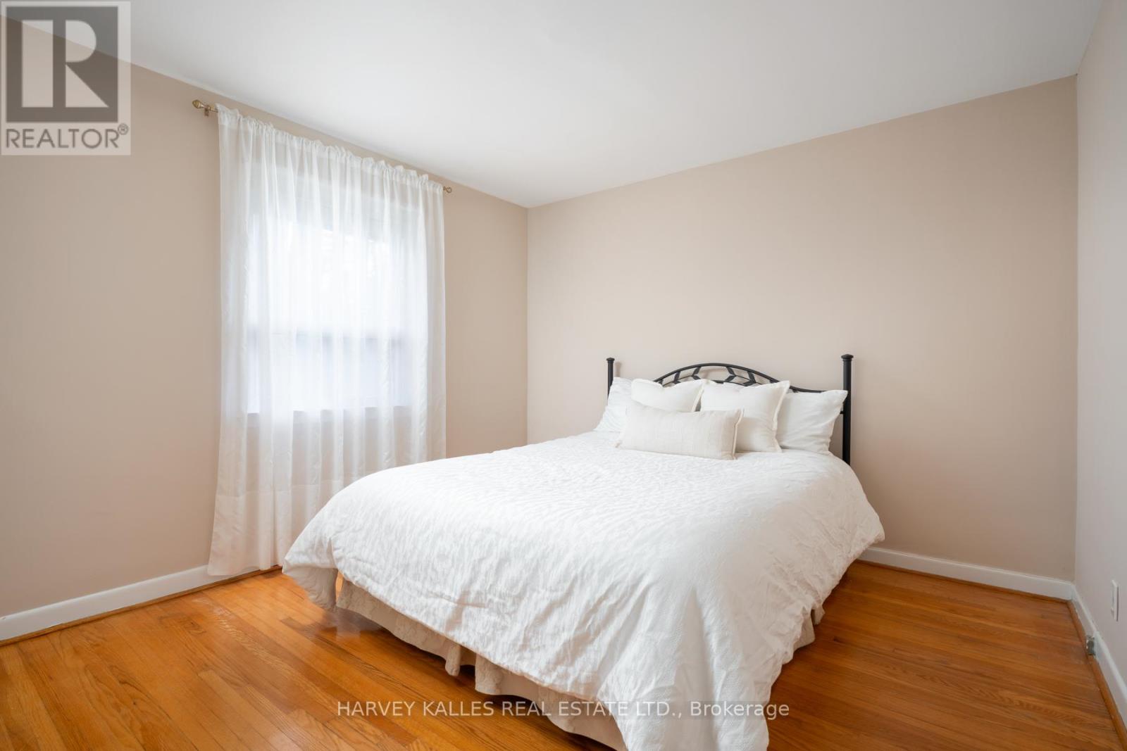 133 Wood Lane, Richmond Hill, Ontario L4C 4W2 - Photo 10 - N13083920