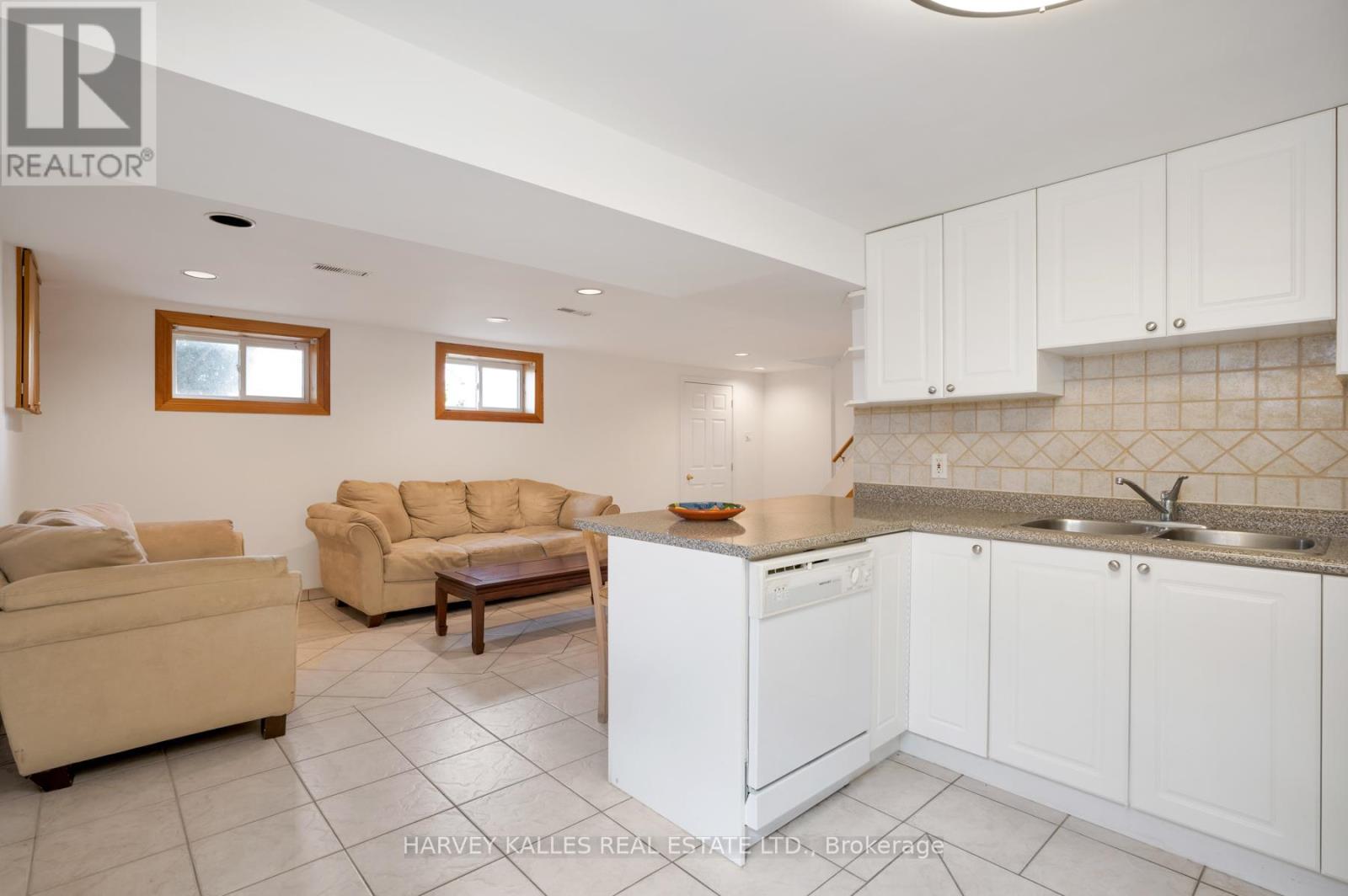 133 Wood Lane, Richmond Hill, Ontario L4C 4W2 - Photo 18 - N13083920