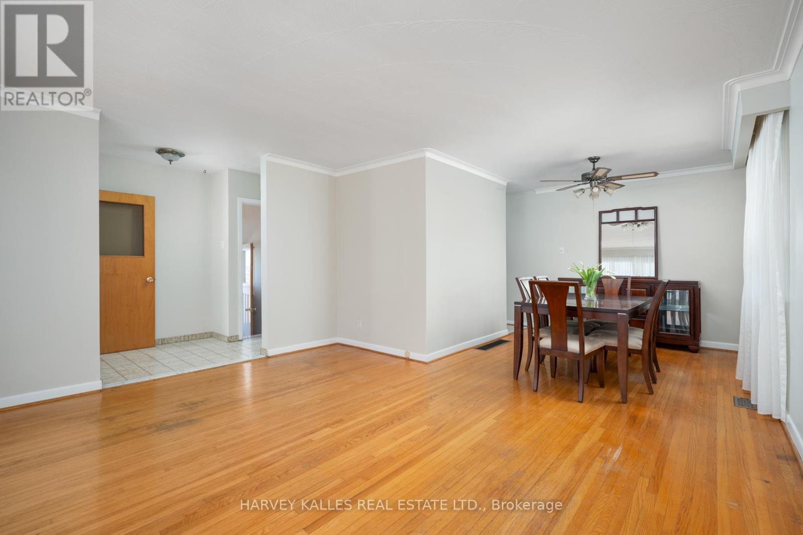 133 Wood Lane, Richmond Hill, Ontario L4C 4W2 - Photo 4 - N13083920