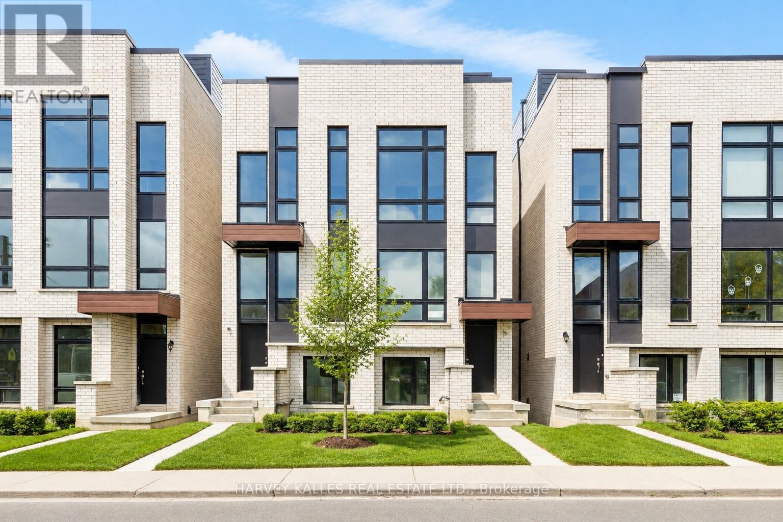 3 INNES AVENUE, Toronto, Ontario
