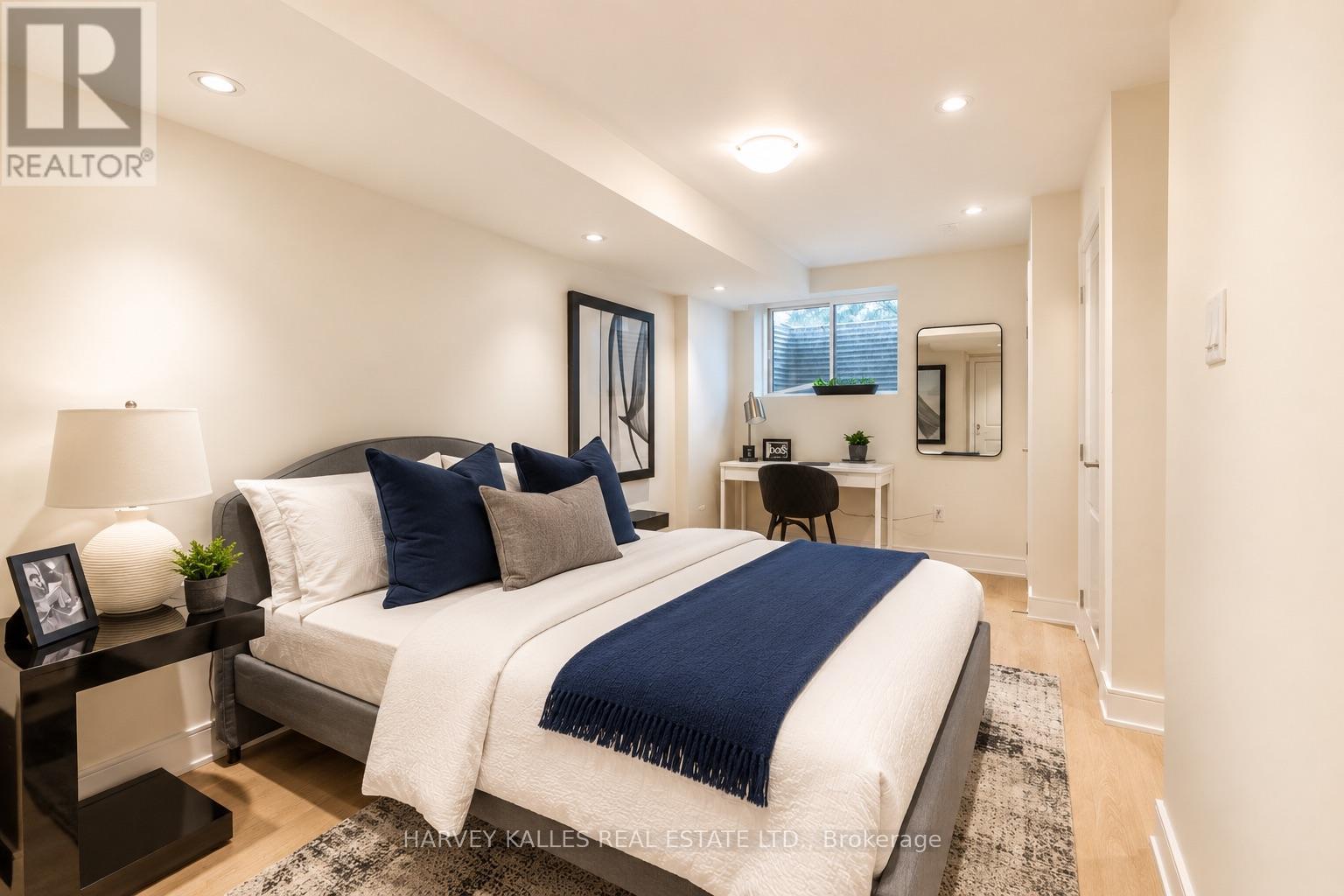 3 Innes Avenue, Toronto, Ontario  M6E 0B2 - Photo 13 - W13084958