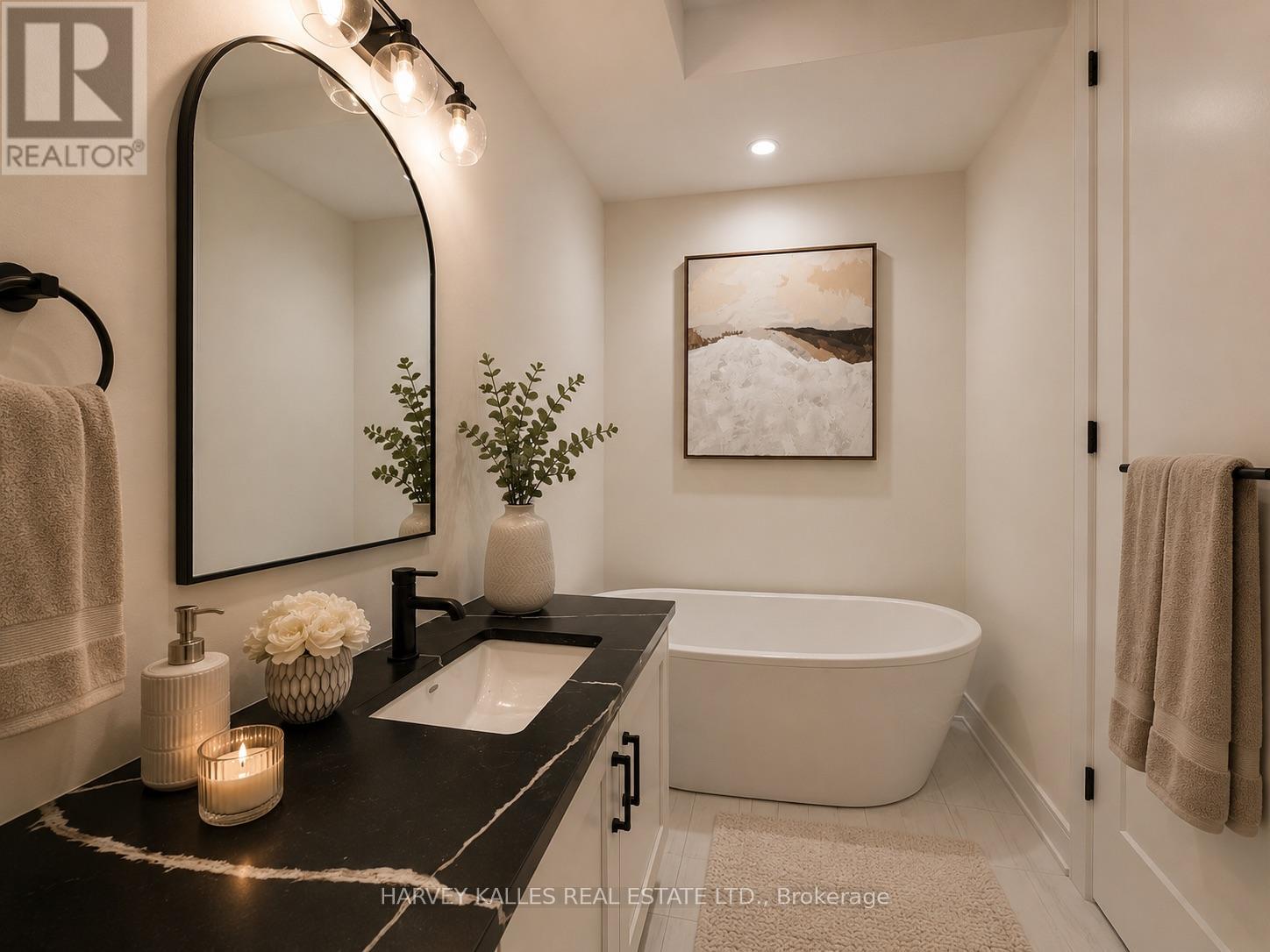 3 Innes Avenue, Toronto, Ontario  M6E 0B2 - Photo 9 - W13084958