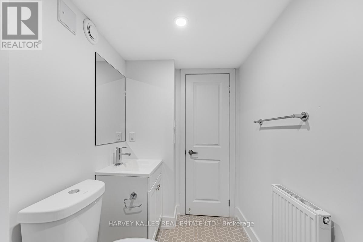 18 Cavell Avenue, Toronto, Ontario M8V 1P2 - Photo 22 - W13085404