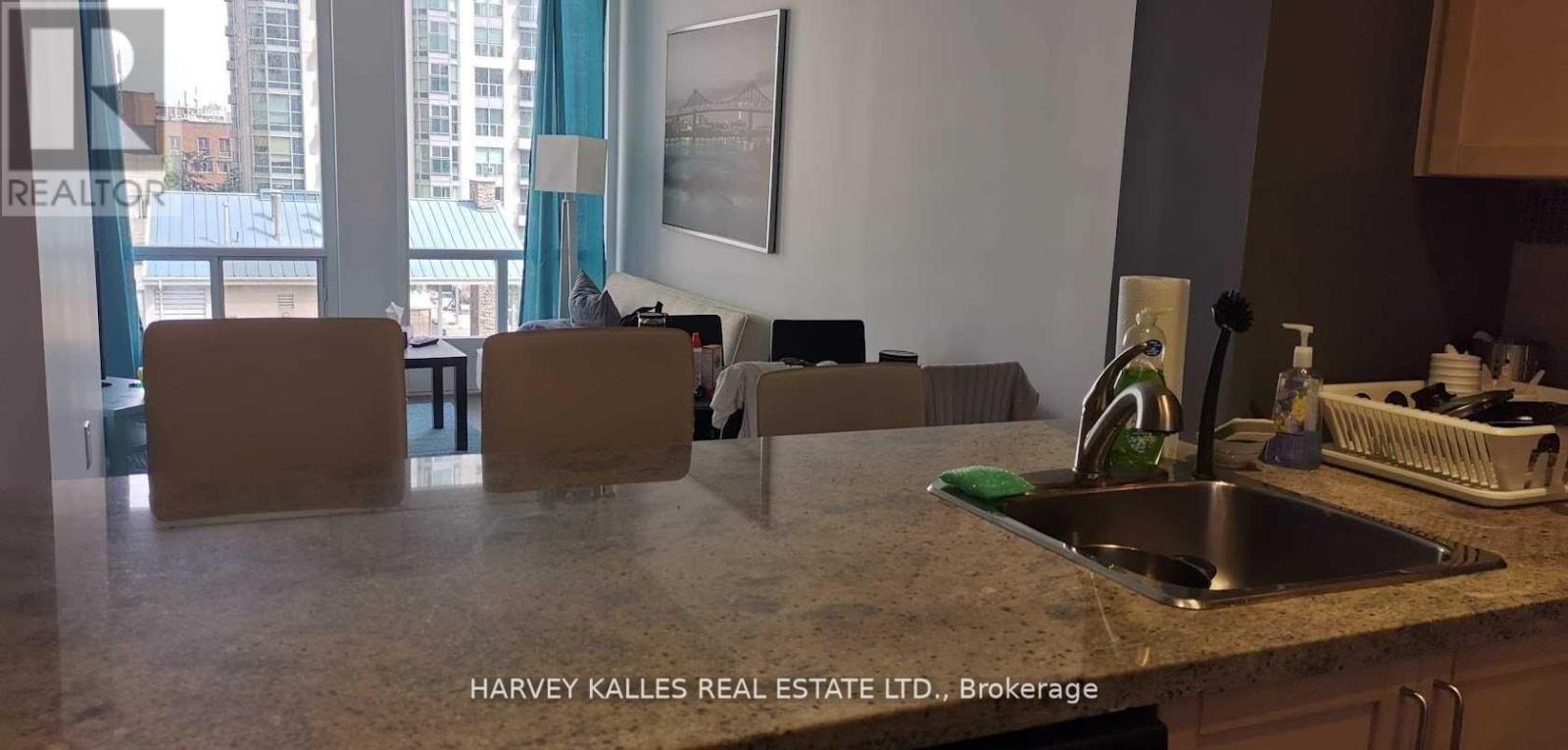 1603 - 85 Bloor Street E, Toronto, Ontario  M4W 3Y1 - Photo 11 - C13090960