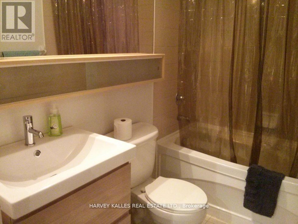 1603 - 85 Bloor Street E, Toronto, Ontario  M4W 3Y1 - Photo 15 - C13090960