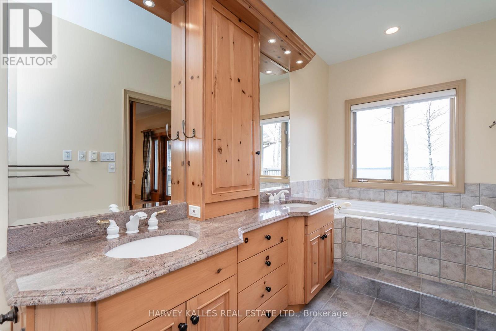 20 Nippissing Ridge Road, Tiny, Ontario L9M 0T8 - Photo 23 - S13091276