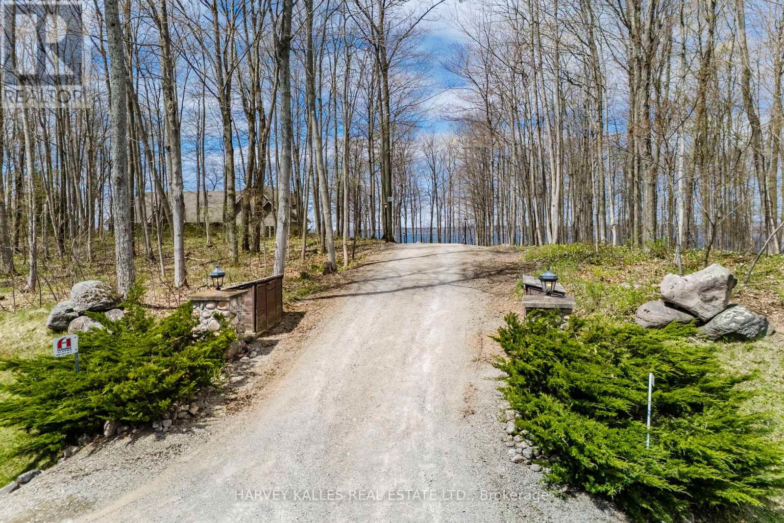 20 Nippissing Ridge Road, Tiny, Ontario L9M 0T8 - Photo 4 - S13091276