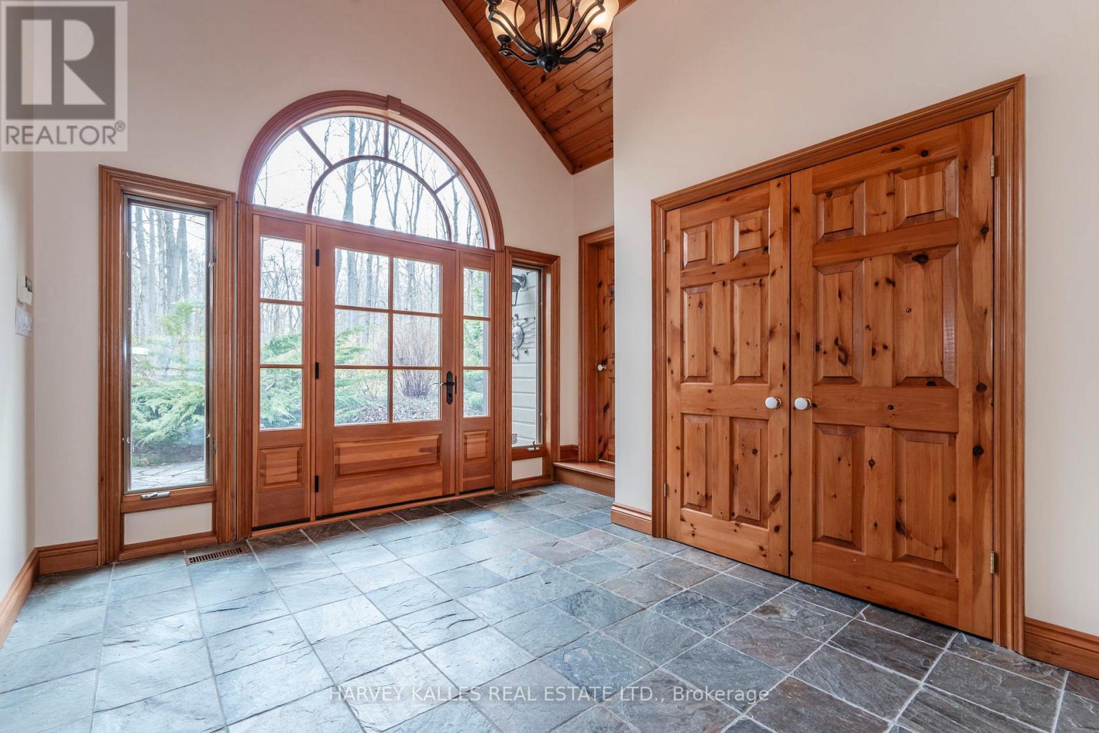 20 Nippissing Ridge Road, Tiny, Ontario L9M 0T8 - Photo 9 - S13091276