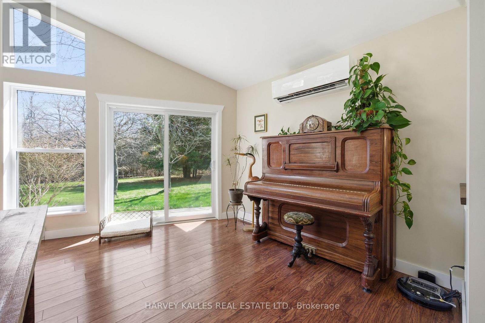 17682 Loyalist Parkway, Prince Edward County, Ontario K0K 3L0 - Photo 12 - X13092588