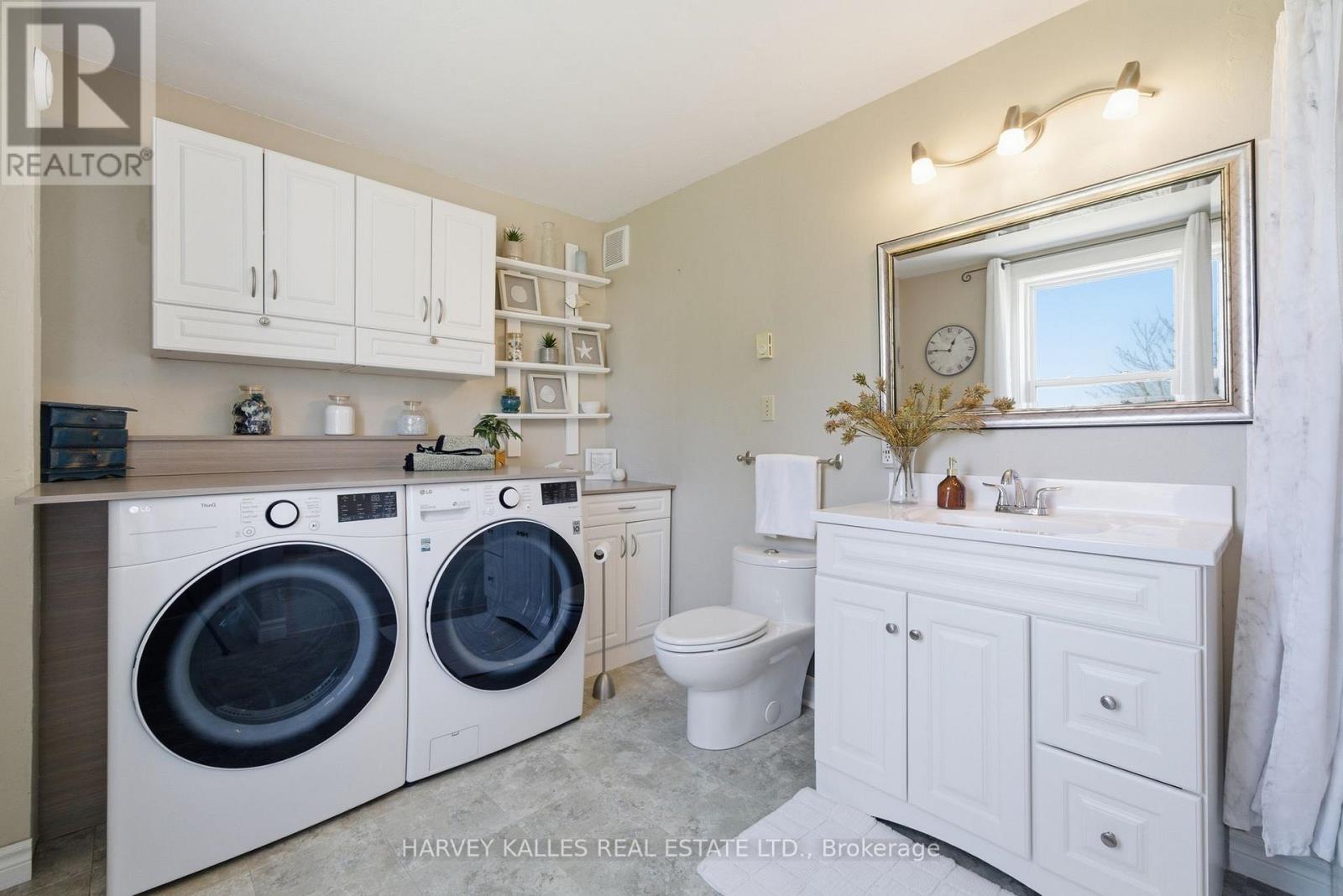 17682 Loyalist Parkway, Prince Edward County, Ontario K0K 3L0 - Photo 21 - X13092588