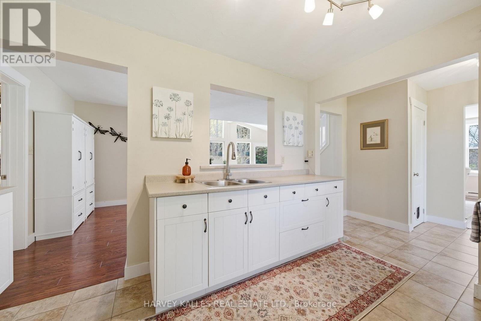 17682 Loyalist Parkway, Prince Edward County, Ontario K0K 3L0 - Photo 7 - X13092588
