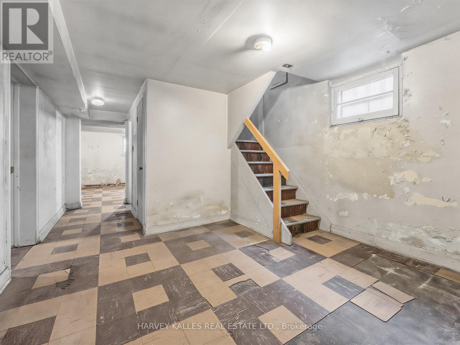 12 Invermay Avenue, Toronto, Ontario  M3H 1Z2 - Photo 24 - C13098240