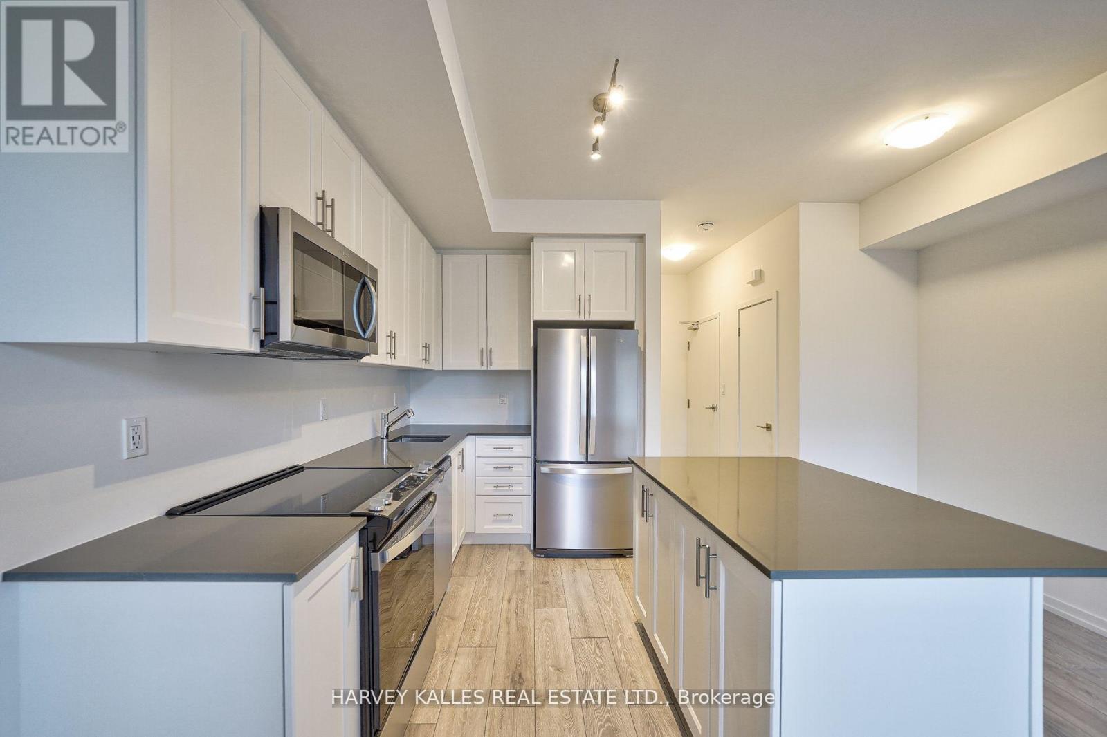 21 - 17 Lytham Green Circle, Newmarket, Ontario L3Y 0H4 - Photo 10 - N13105062