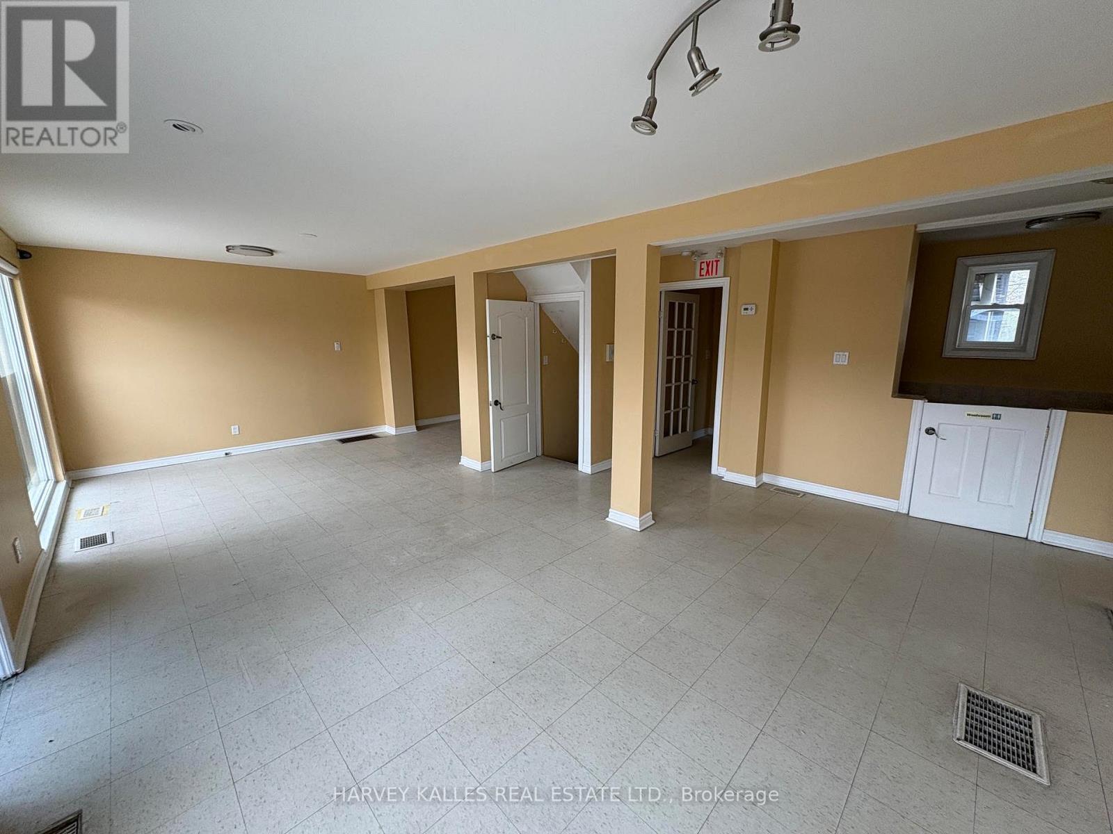 253-255 Shepppard Avenue W, Toronto, Ontario  M2N 1N3 - Photo 5 - C13105304