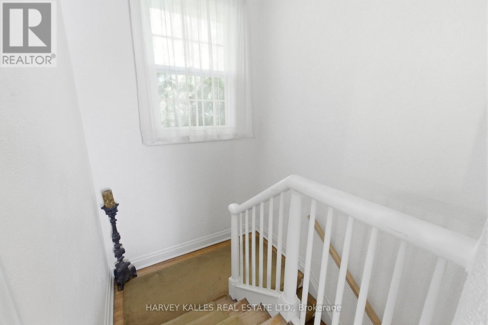 38 Donwoods Drive, Toronto, Ontario M4N 2G2 - Photo 16 - C13105714