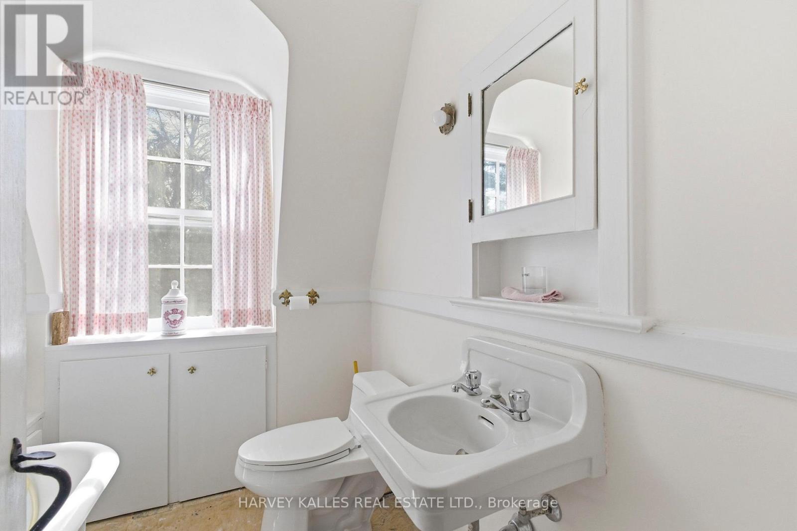 38 Donwoods Drive, Toronto, Ontario M4N 2G2 - Photo 20 - C13105714