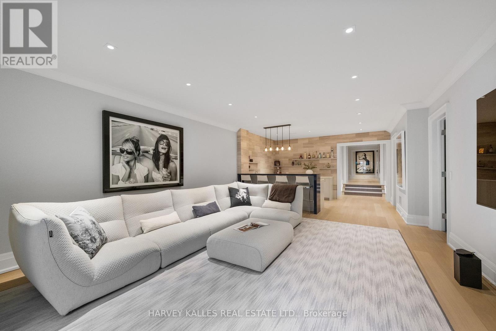 221 Dunvegan Road, Toronto, Ontario M5P 2P3 - Photo 19 - C13109682