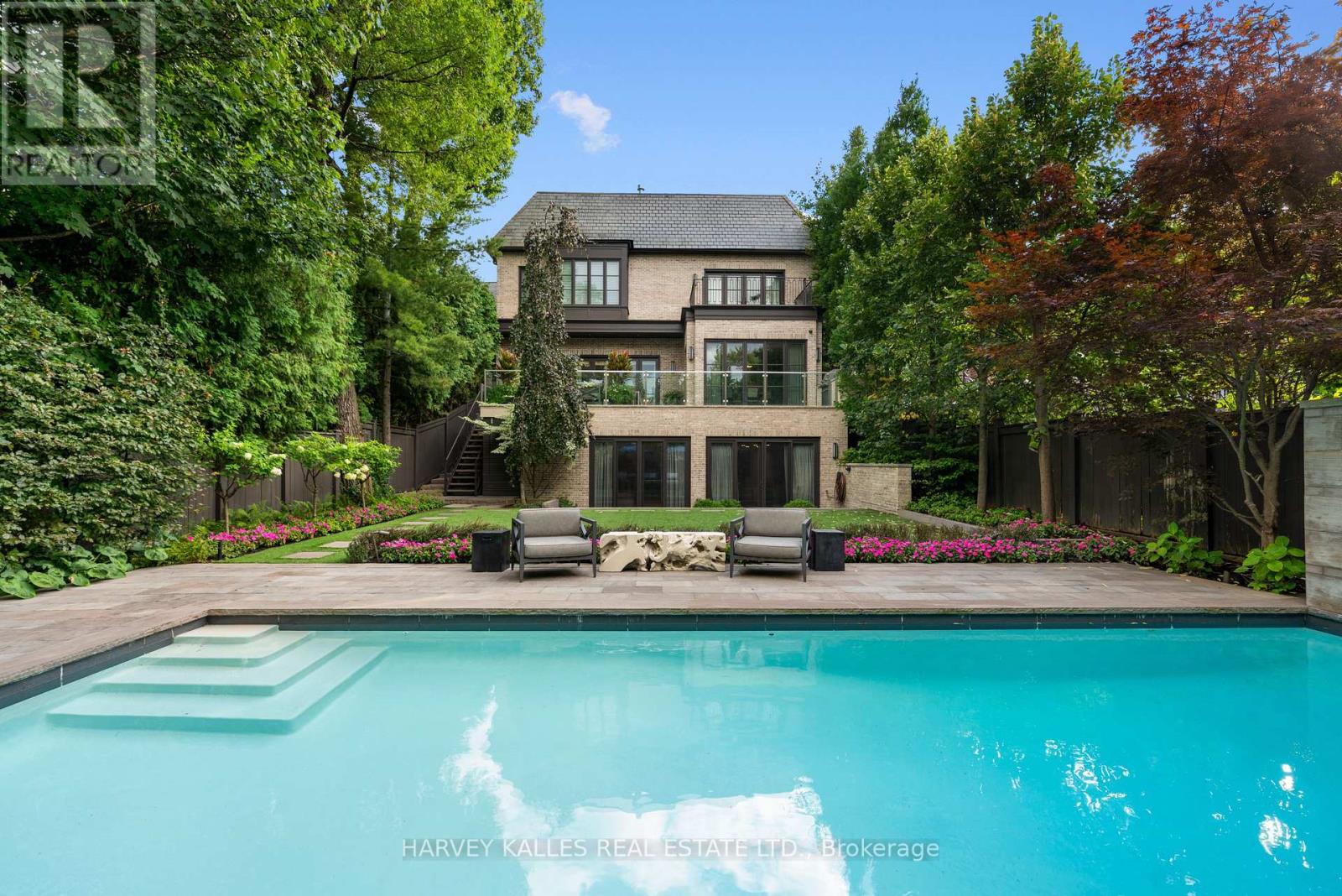 221 Dunvegan Road, Toronto, Ontario M5P 2P3 - Photo 22 - C13109682