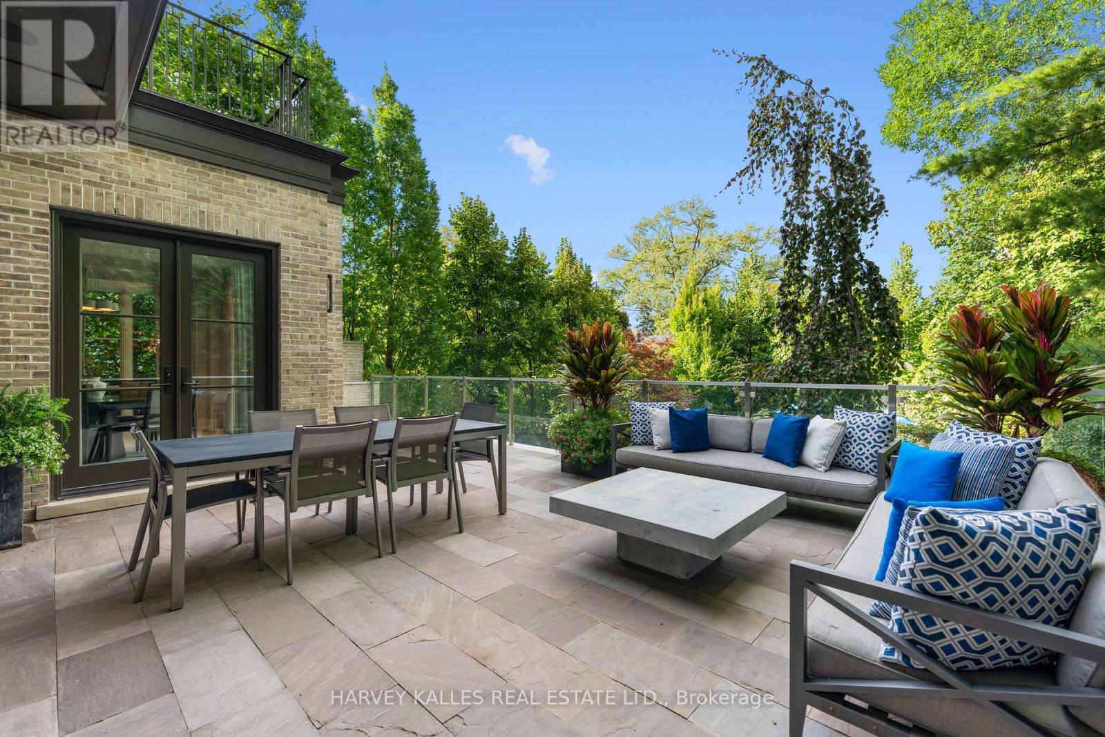 221 Dunvegan Road, Toronto, Ontario M5P 2P3 - Photo 23 - C13109682