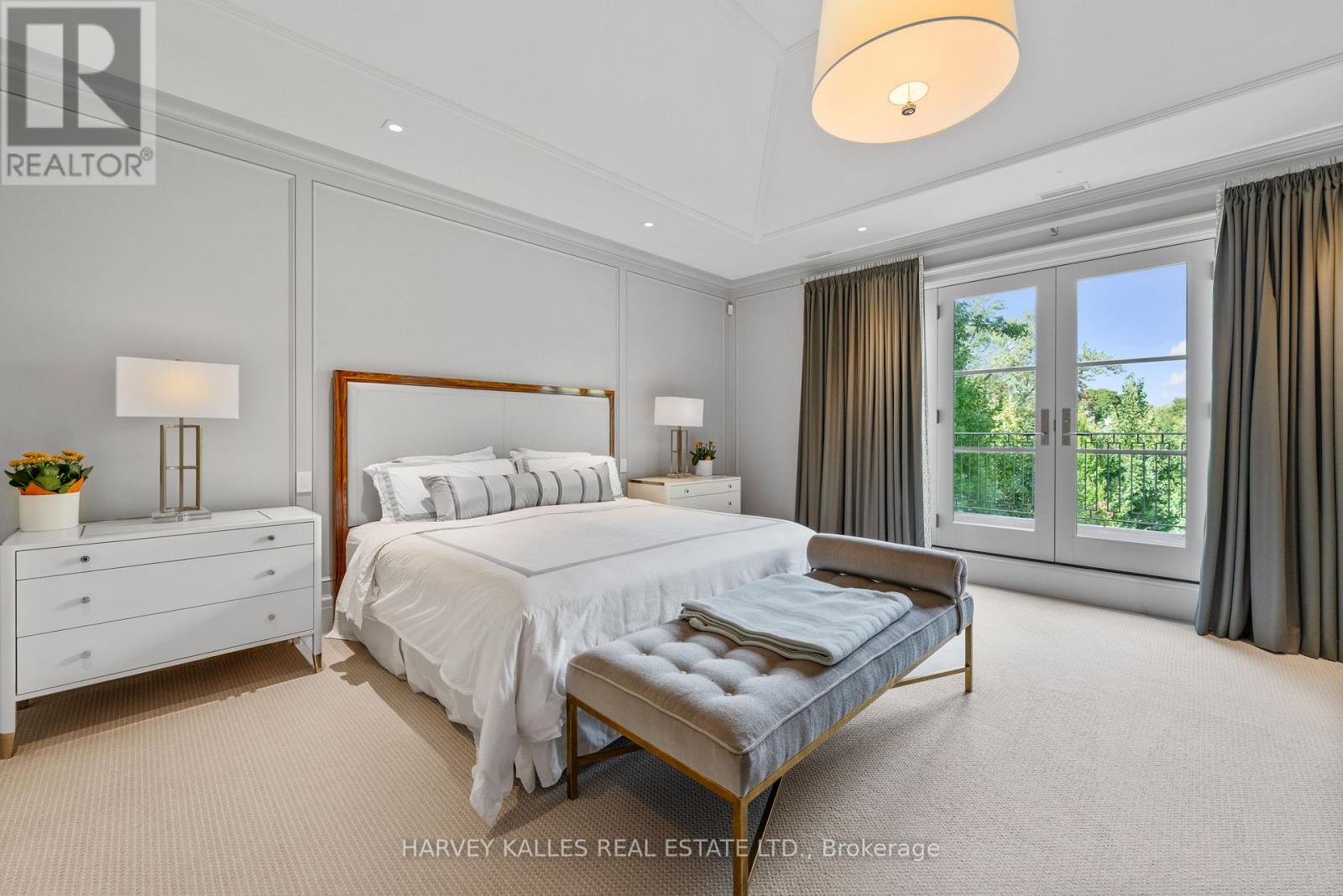221 Dunvegan Road, Toronto, Ontario M5P 2P3 - Photo 8 - C13109682