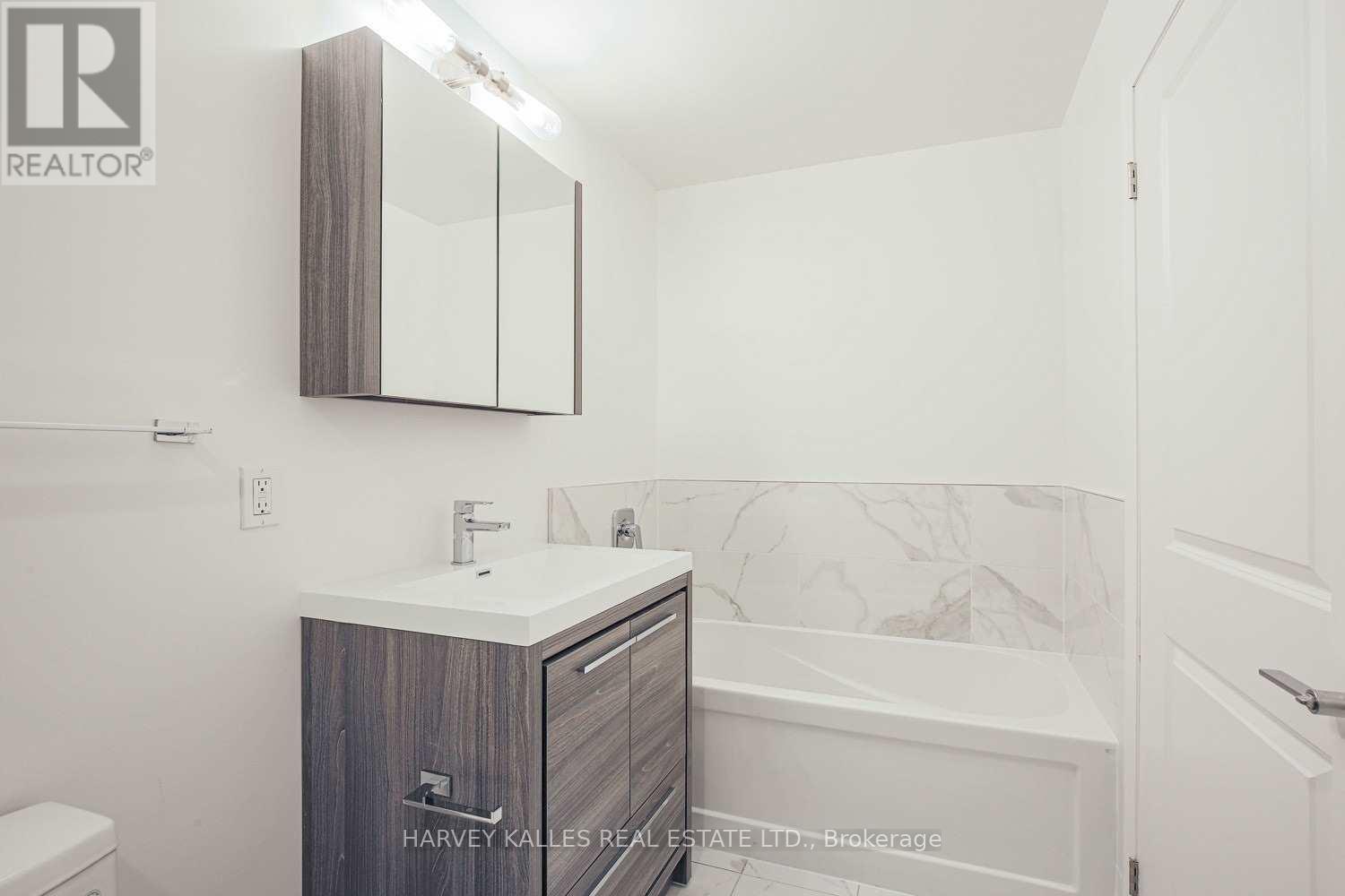 713 - 18 Rouge Valley Drive W, Markham, Ontario L6G 0B6 - Photo 15 - N13110610