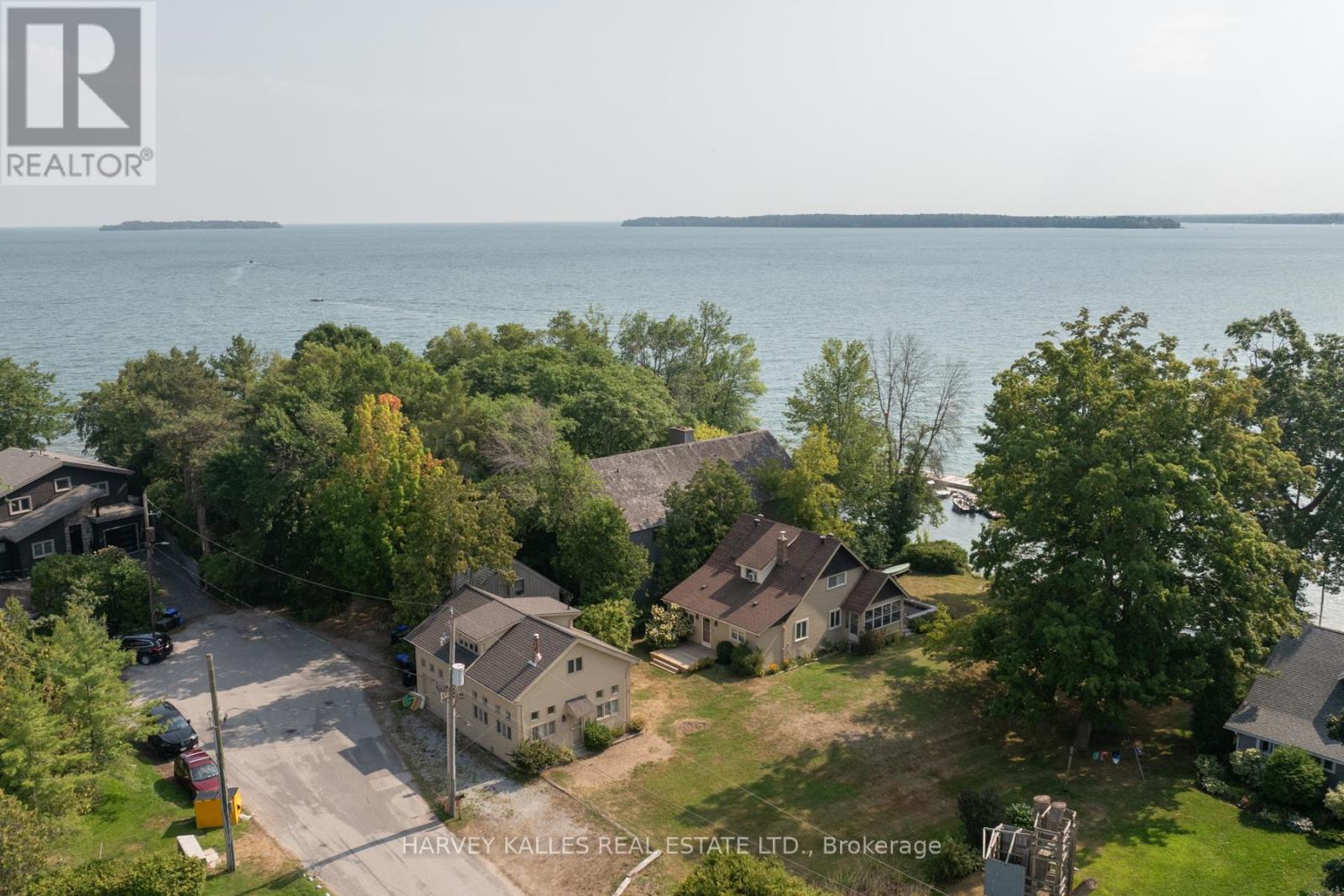 607 Cedarvale Drive, Innisfil, Ontario  L9S 4L1 - Photo 3 - N13111730