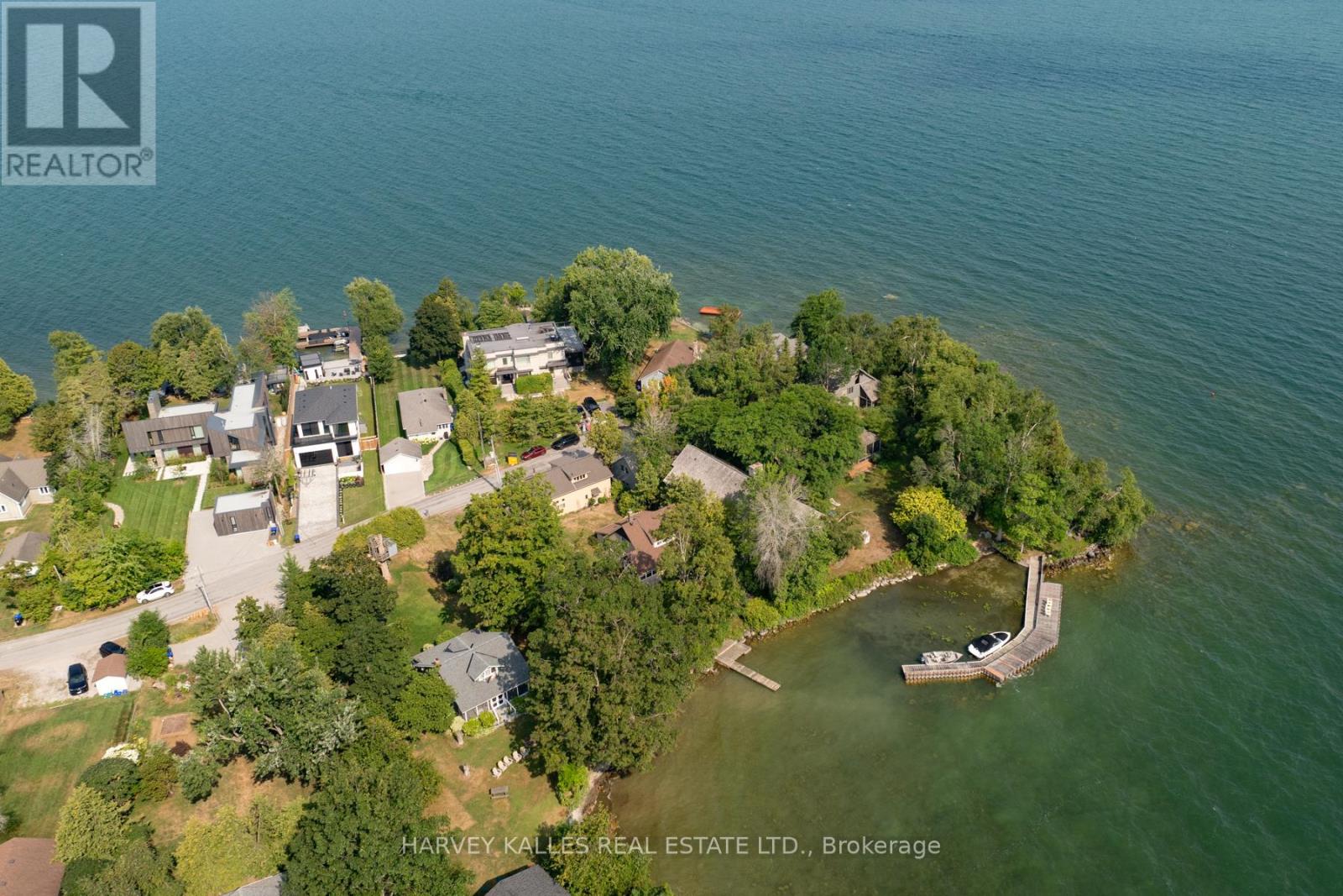 607 Cedarvale Drive, Innisfil, Ontario  L9S 4L1 - Photo 4 - N13111730
